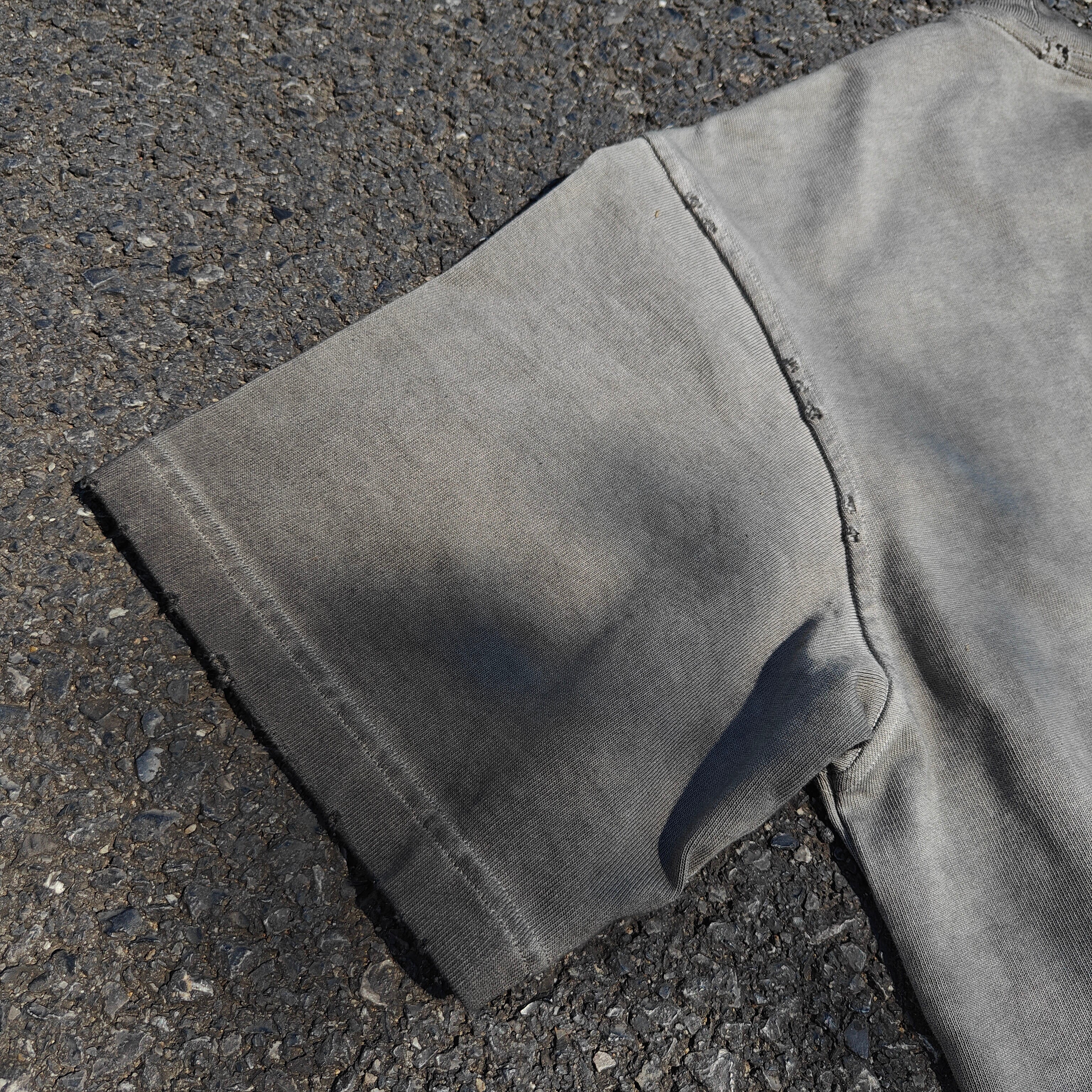 Berserk Anime Guts Screaming Distressed Vintage Wash Heavyweight Cotton T-Shirt