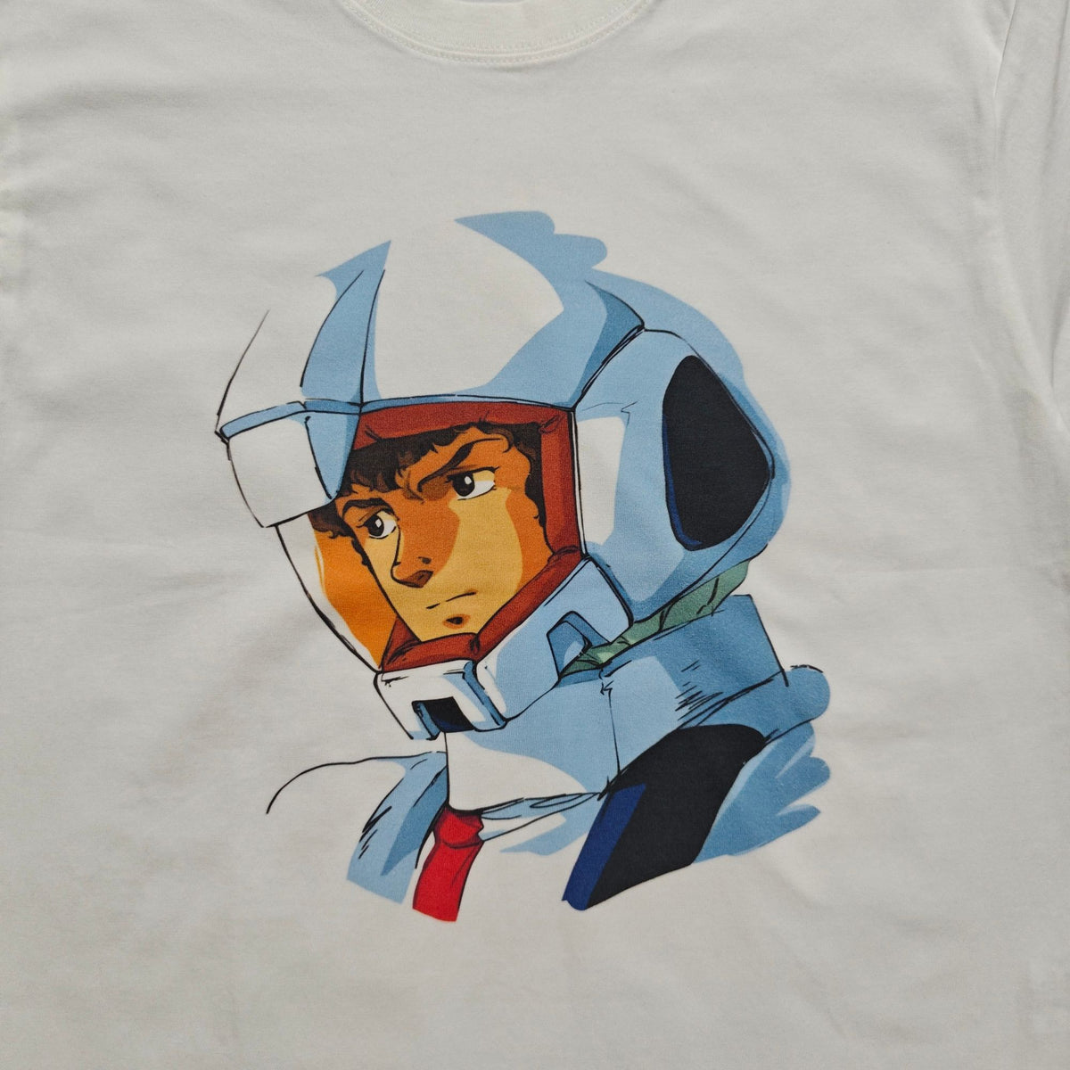 Real photo of the Mobile Suit Amuro Ray 90s Style Art T-Shirt